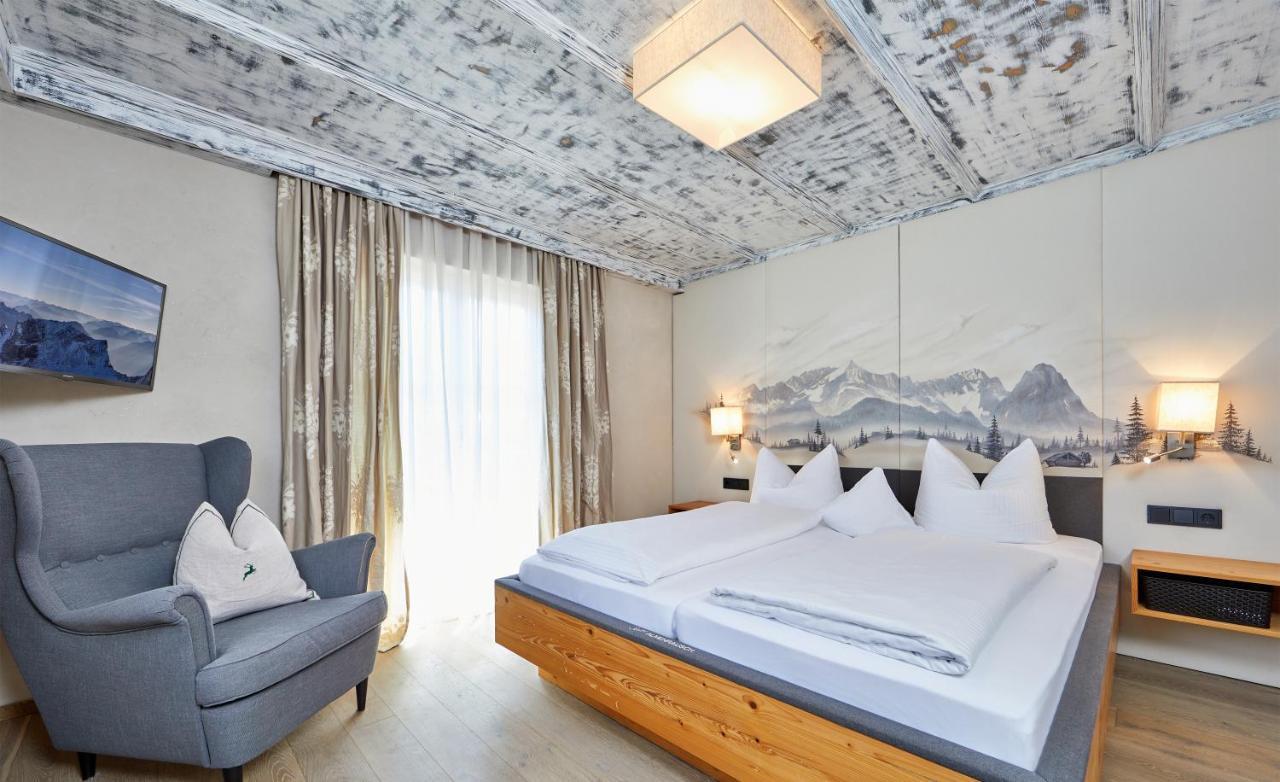 Landhotel Zum Bad Krün Zewnętrze zdjęcie
